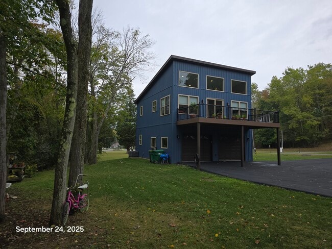 Photo - 416 S Eberhart Rd
