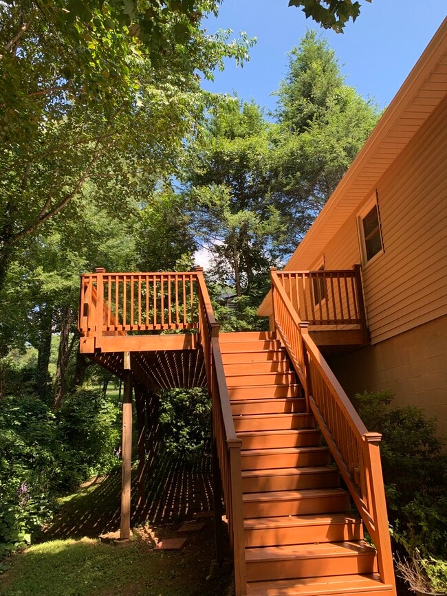 52 Pinehurst Rd.