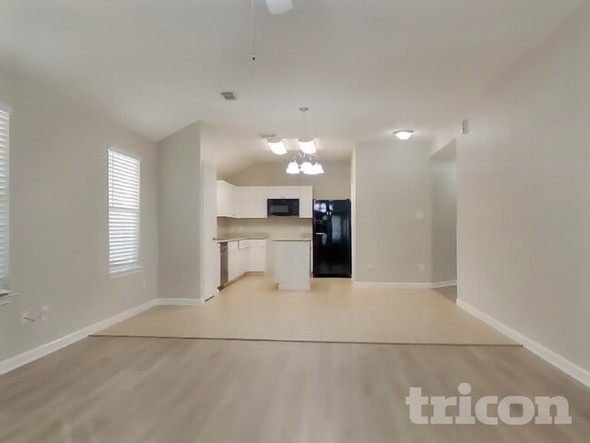 Photo - 24118 Skywing Ct