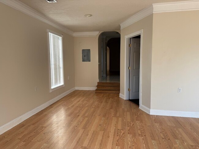 Photo - 132 Villacrest Dr