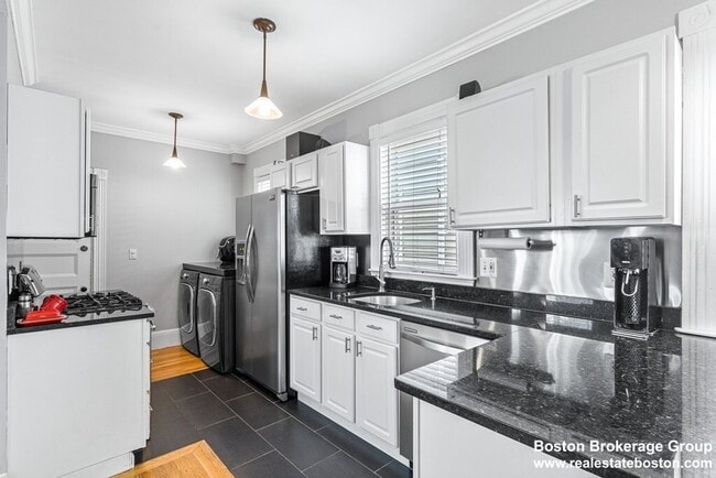 Photo - 773 Columbia Rd Unit 3