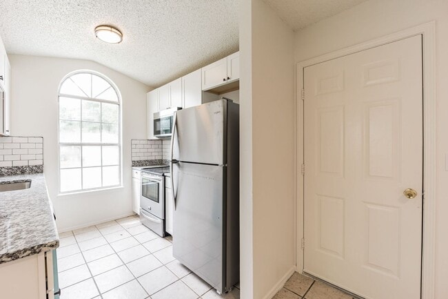 Photo - Updated 3BR/2BTH Home for Rent!