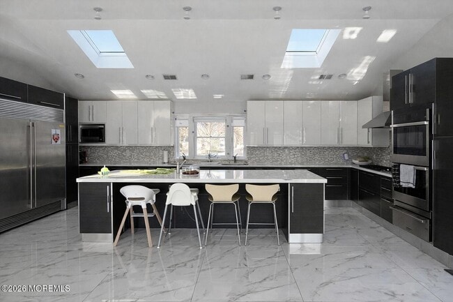 Photo - 11 Woodland Dr