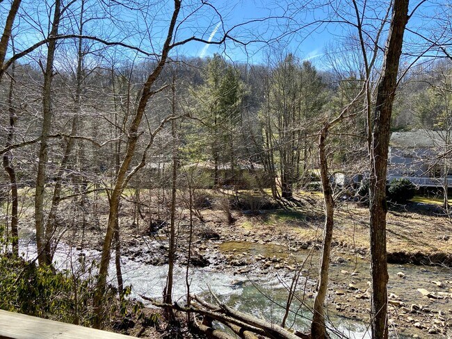 Photo - 9315 Highway 105 S Unit A