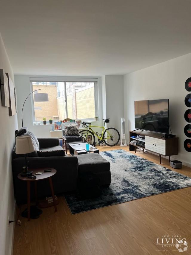 Building Photo - 1 bedroom in NEW YORK NY 10025 Unit 8j Rental