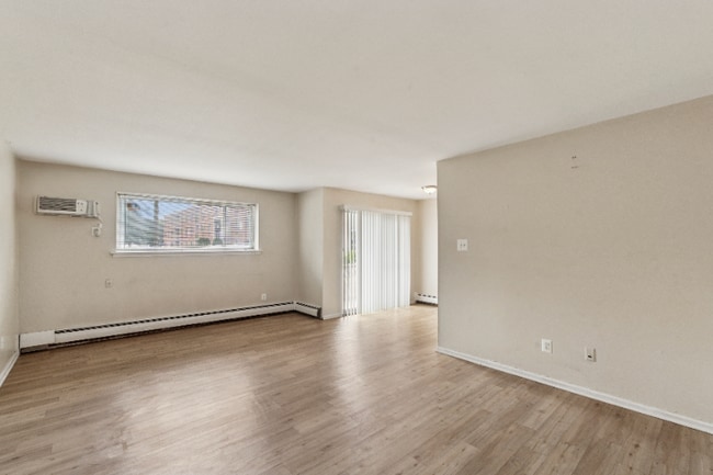 Photo - 1822 Benton Ave Unit A101