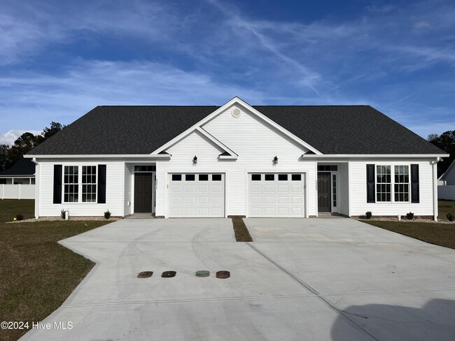 Photo - 2209-2211 Gardenview Ct Townhome