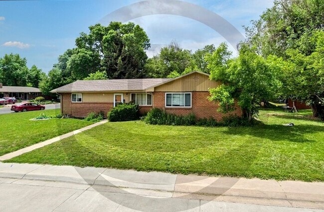 Building Photo - 1307 Castlerock Dr Rental