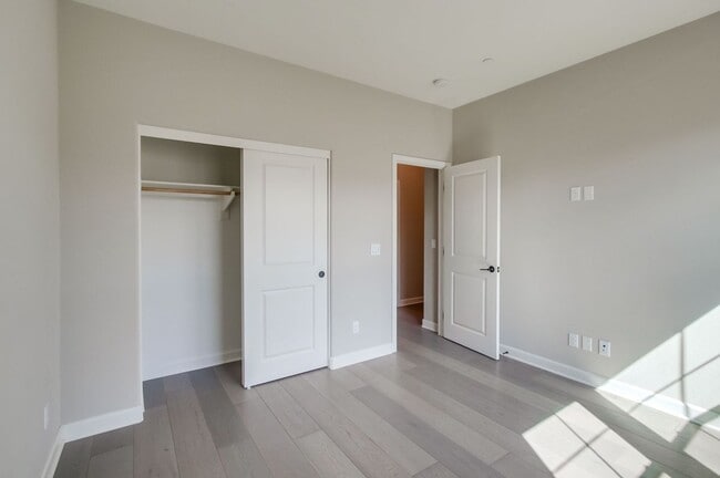 Photo - 11011 Peyton Wy