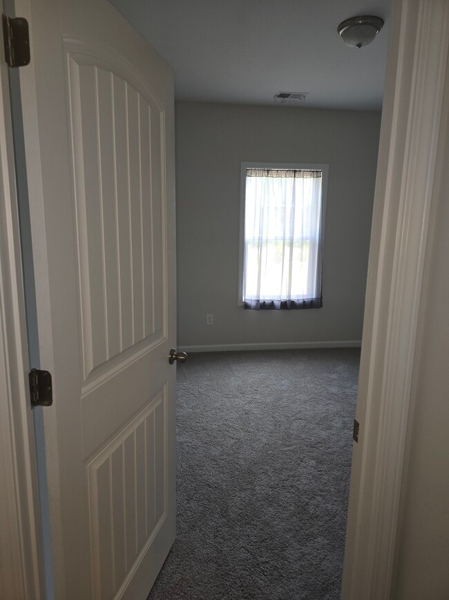 Photo - 150 Spyglass Ln