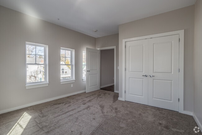 1BR, 1BA - 798SF - Bedroom - Fallview at 186 Main Street
