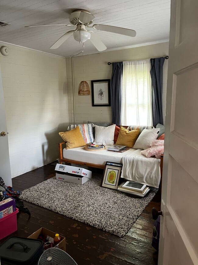 Photo - Easy St. Two Bedroom