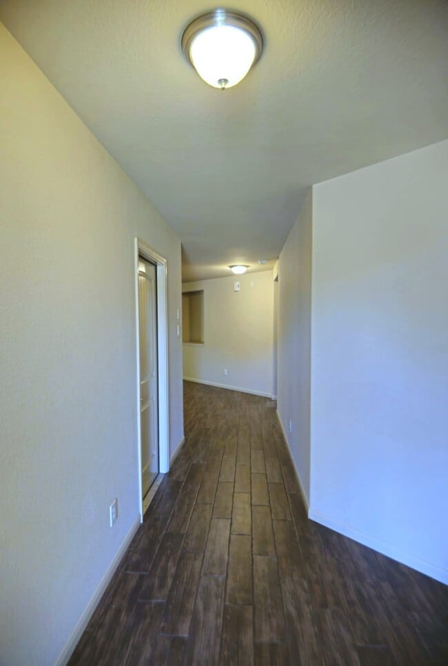 Photo - 2026 Naplechase Crest Dr