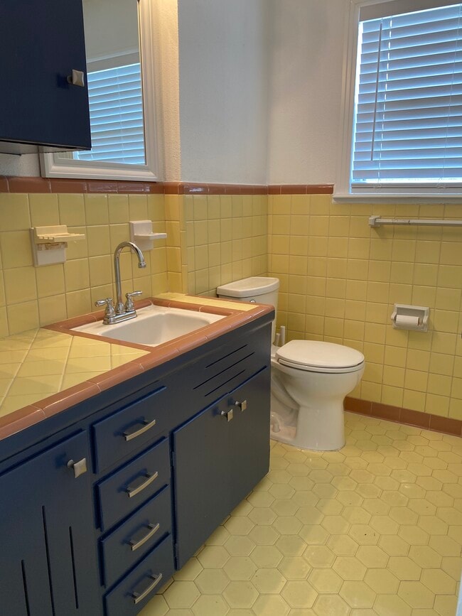 Photo - 1530 Daly Dr