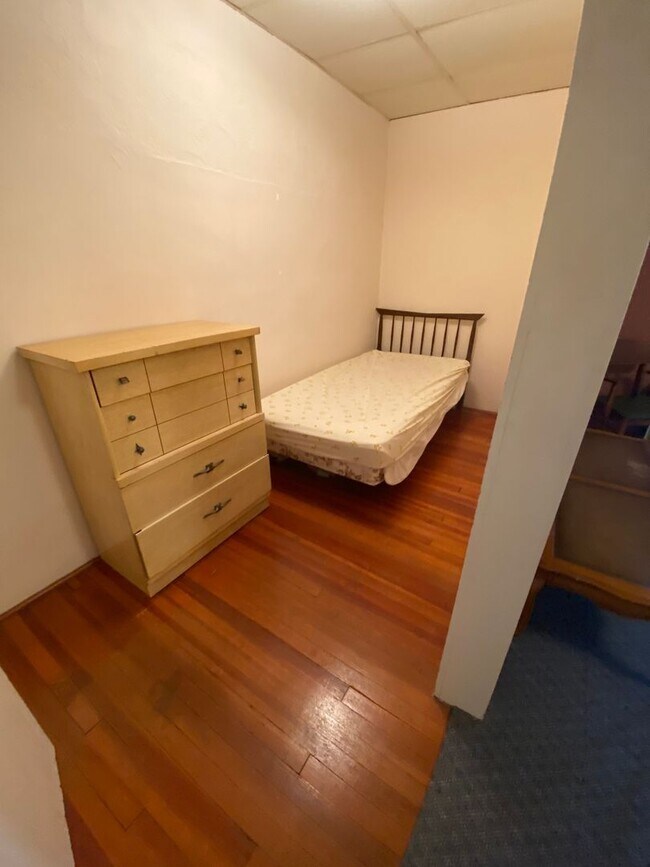 Photo - 2 Bedroom Furnished apartment in Salisbury Unit 106 E 3rd St Apt 4