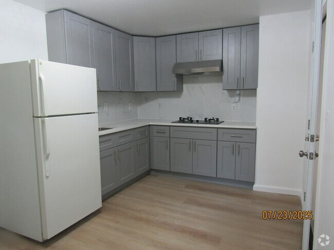 Building Photo - 319 Valley St Unit 4 Rental