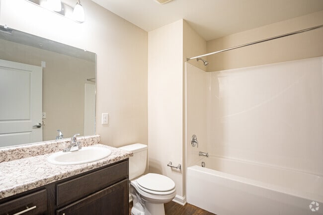 2BR, 2BA