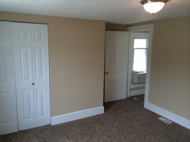 Building Photo - 222 Cambria St Rental