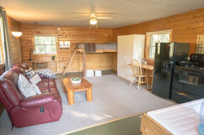 Photo - 114 Boaters Ln Unit B