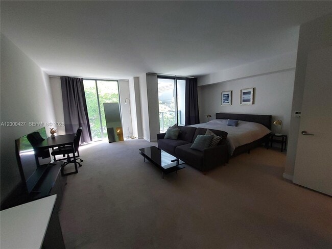 Photo - 31 SE 6th St Unit 403