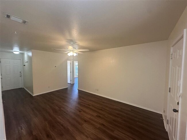 Photo - 8510 Woodstone Dr