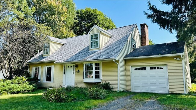 Building Photo - 115 Collins Dr