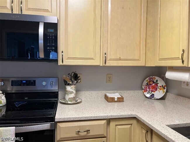 Photo - 4140 Crayton Rd Unidad D6