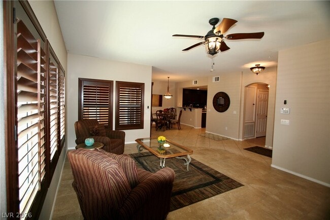 820 Canterra St Unit 2052