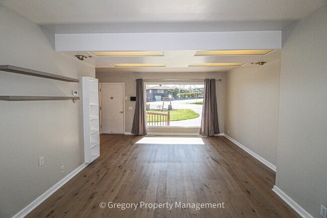 Photo - 4418 Colby Ave