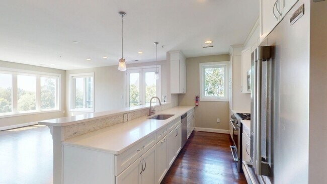 Photo - Stunning Three Bedroom Penthouse Condo W/T...