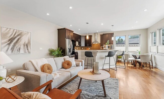 Photo - 3059 Zuni St