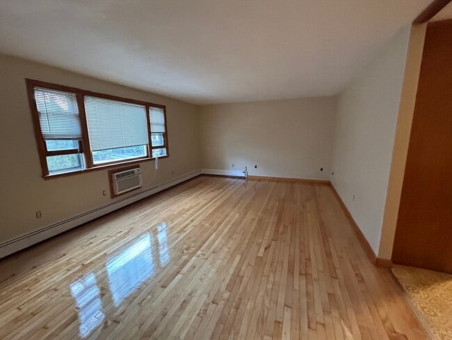 Photo - 35 Ware St Unit 1