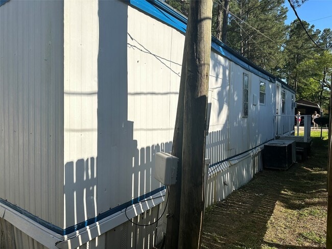 Photo - 9578 Darkwood St