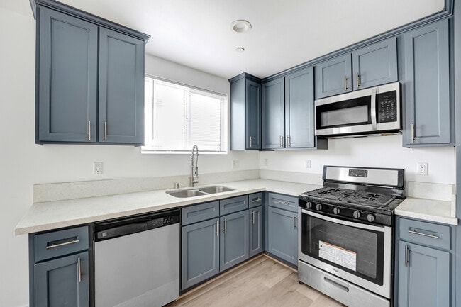 Photo - 2439 Malabar St Unidad 2437.5