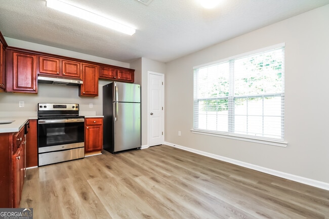 Photo - 192 Lossie Ln