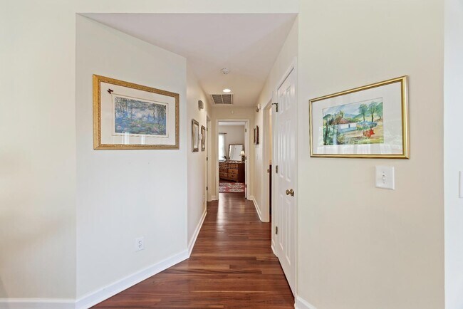 Photo - 1289 Llewellyn Rd