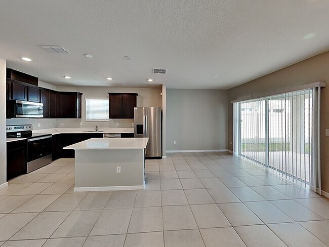 Photo - 1151 Sugarwood St