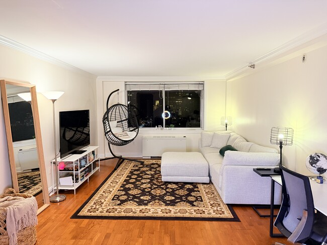 Photo - 2479 Peachtree Rd NE Unit 1508- UTILITIES INCLUDED