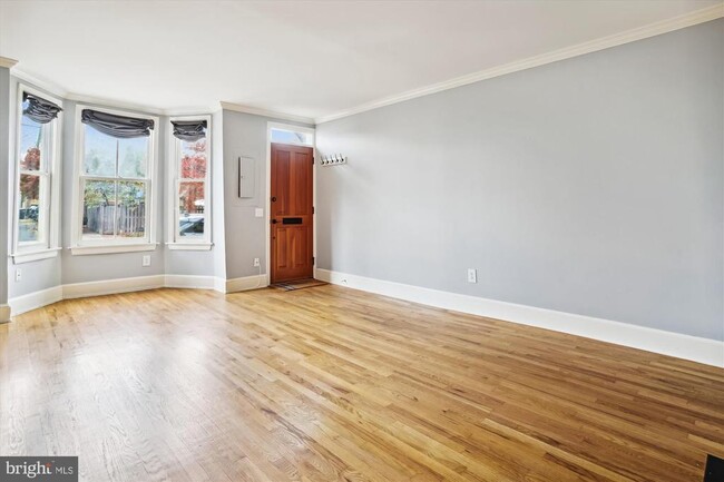 Photo - 519 N Alfred St Townhome