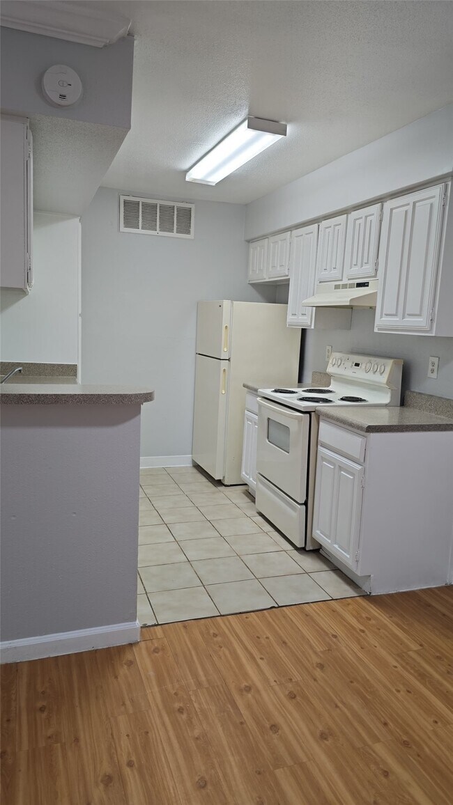 Photo - 4747 Allendale Rd Unidad 25