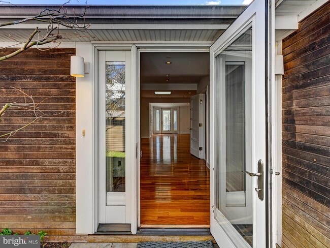 Photo - 6138 Barroll Rd