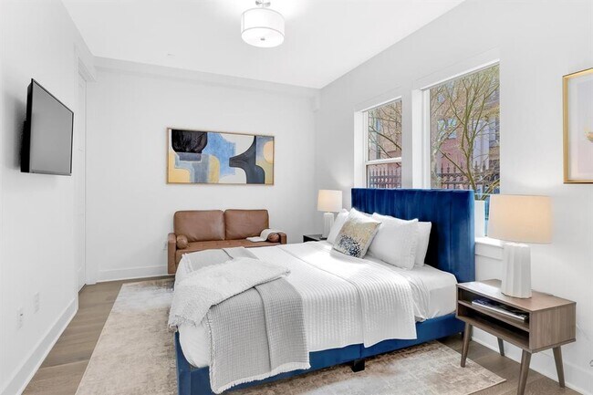 Photo - 1008 Concordia Ave