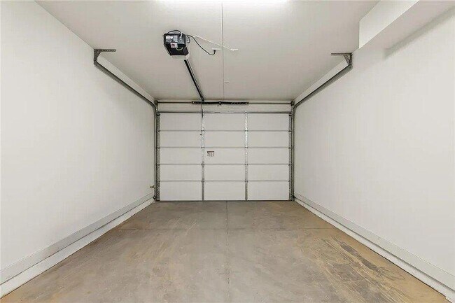 Photo - 3360 Landon Dr
