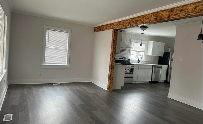 Photo - 510 Matthews St