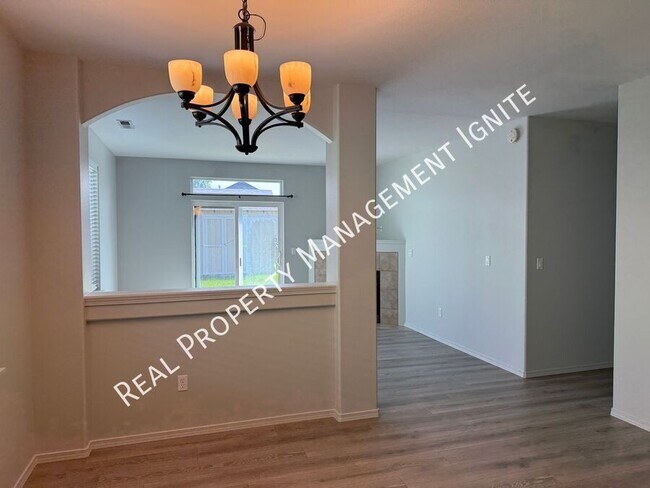 Photo - 3440 SW Newberry Ave House