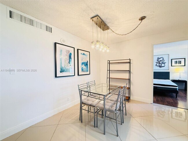 Photo - 17011 N Bay Rd Unit 202