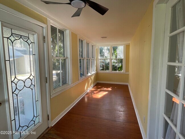 Photo - 164 Gault St Casa