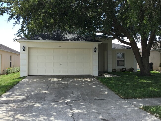 Building Photo - 914 Stallion Way Rental