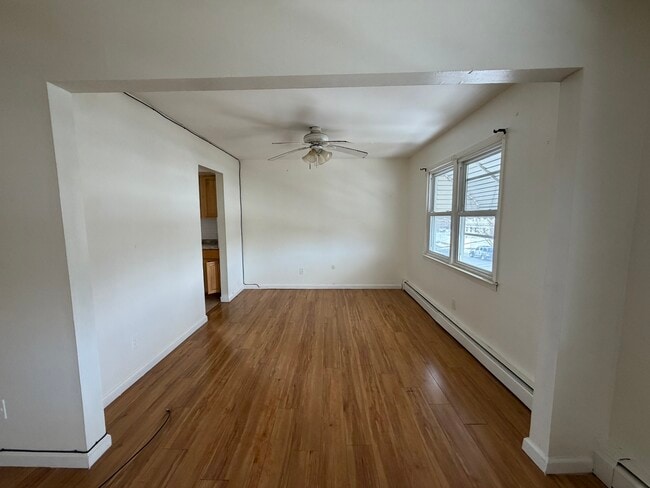 Den/Dining Room - 626 Middlesex St Unit 2FL