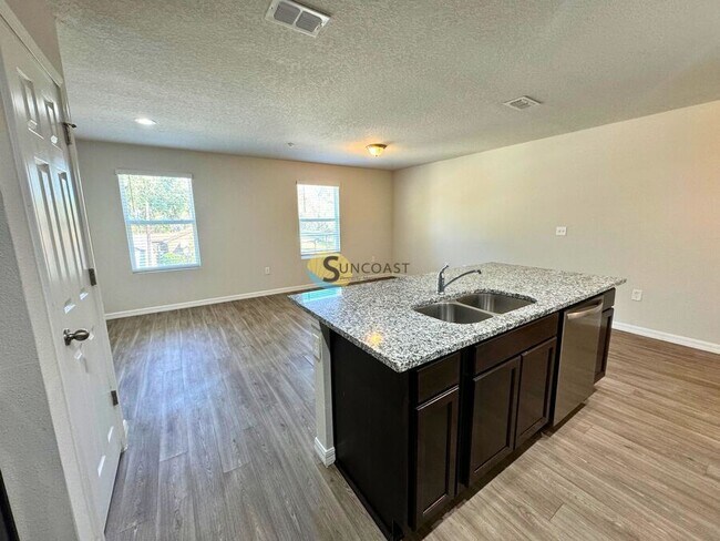 Photo - 7619 Mailes Ct Unidad 7619102